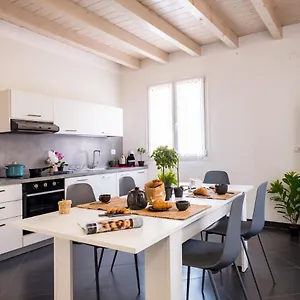 Residenza Gelsomino , Desenzano del Garda Italien